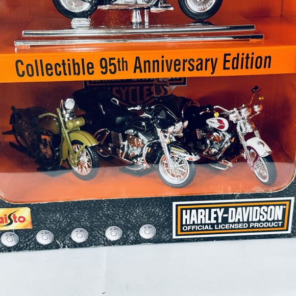 Harley Davidson 7 Piece Collectible 95th Anniversary Edition Die Cast set 1:18 - Picture 4 of 10